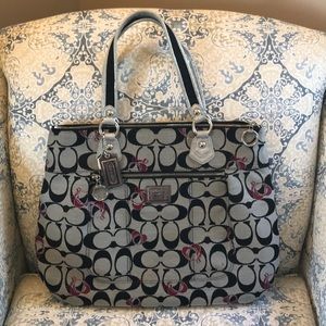 Beautiful Coach Shoulder bag